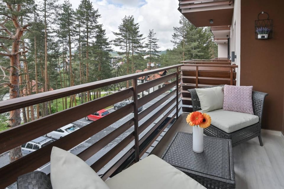 Day, View (from property/room), Balcony/Terrace, Seating area