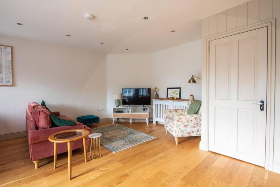 Lounge or bar, Seating area