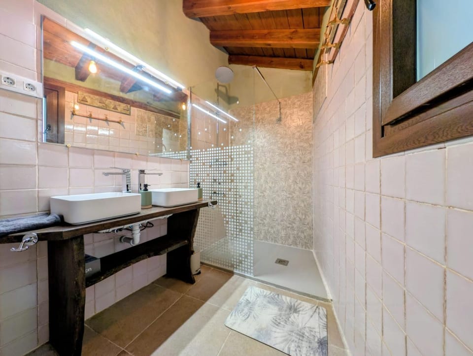 Apartamentos Turisticos La Alqueria De Valverde Country House in Castile-La Mancha