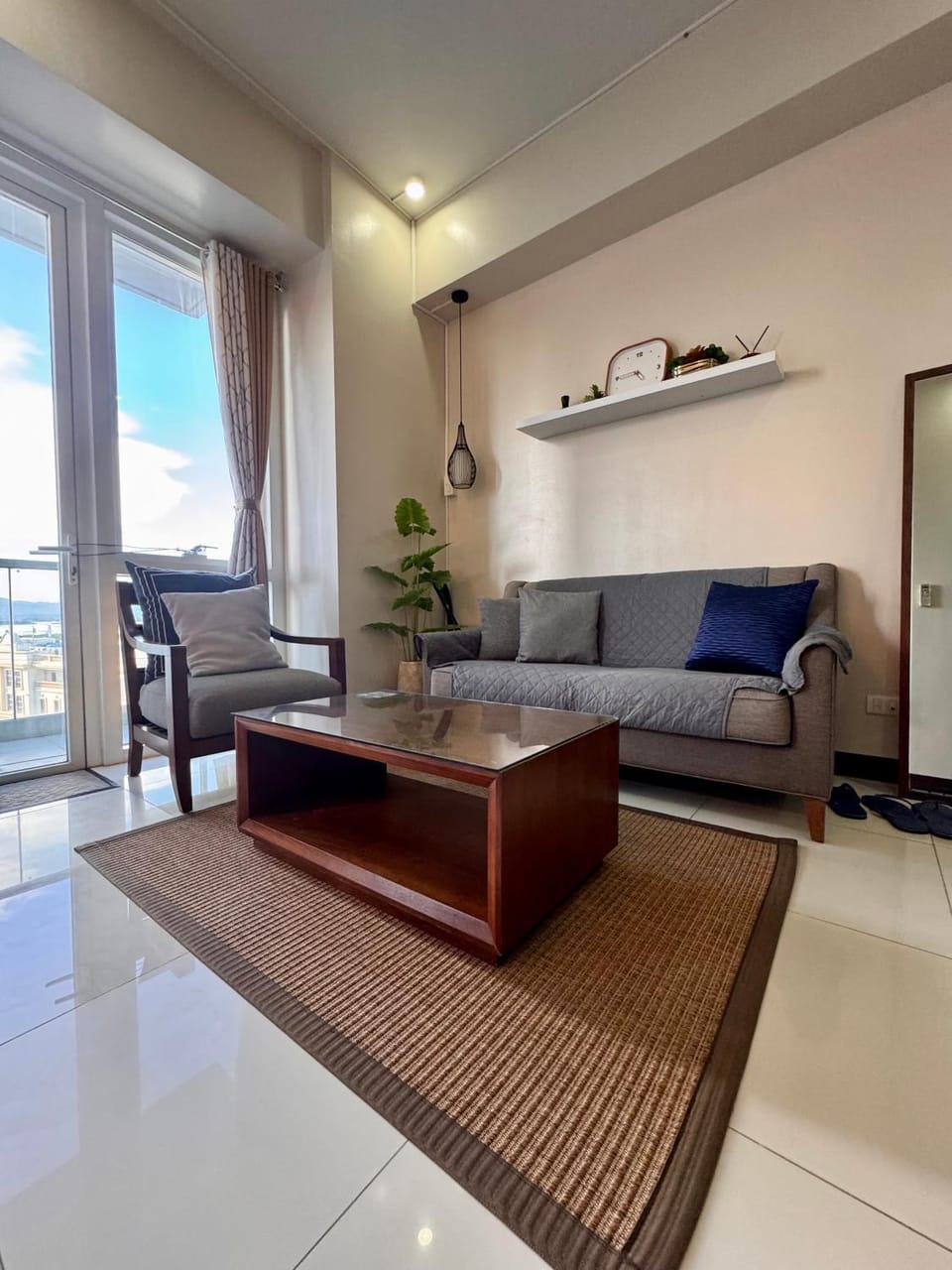 Luxe Gold Mactan Apartment in Lapu-Lapu City