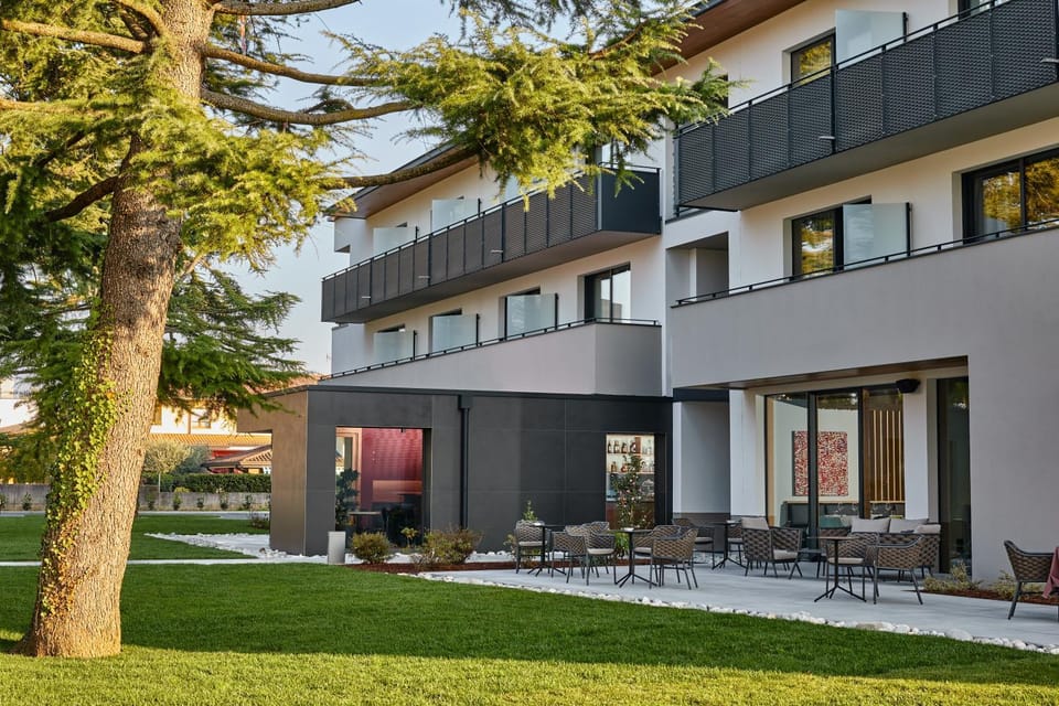 Property building, Patio, Garden, Lounge or bar