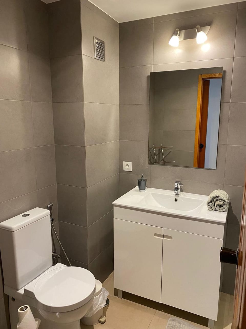 Toilet, Bathroom