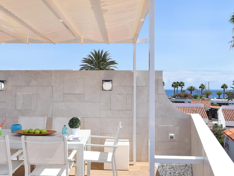 Balcony/Terrace, Dining area