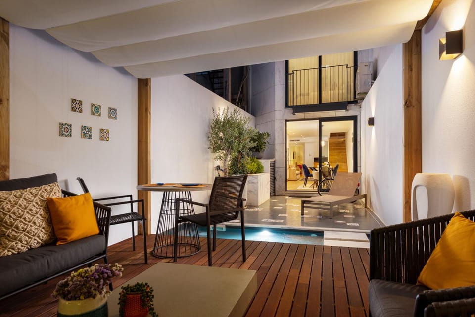 Night, On site, Area and facilities, Swimming pool