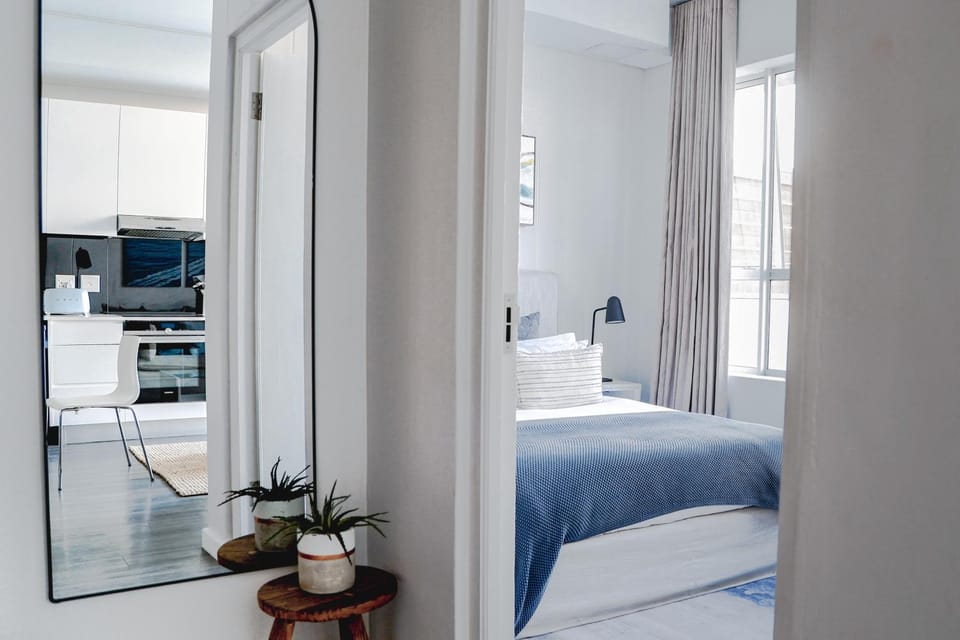 Bedroom, hair dryier, towels, air conditioner