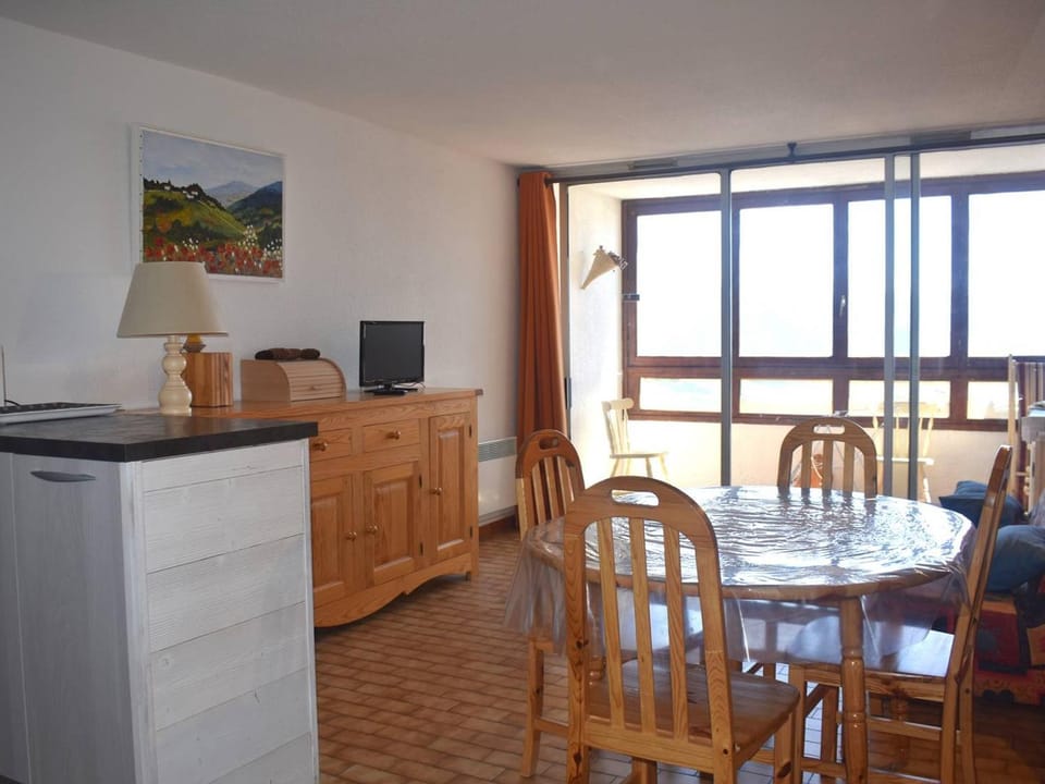 2 Pièces Cabine - Accès Télécabines, Parking Inclus - FR-1-580-2 Cabin in Bolquère