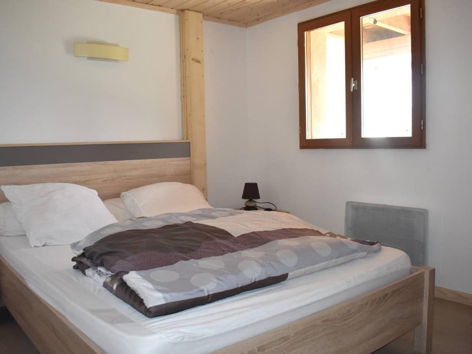 Chalet plein sud à Font-Romeu, 3 chambres, avec jardin - FR-1-580-10 Chalet in Bolquère