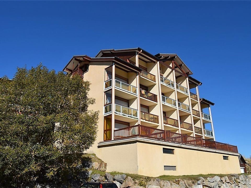Studio mezzanine sud avec parking à Font-Romeu - FR-1-580-33 Apartment in Bolquère