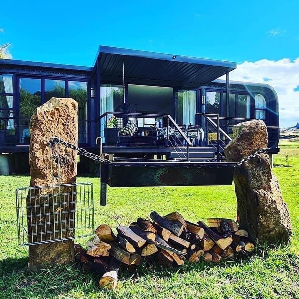Property building, Natural landscape