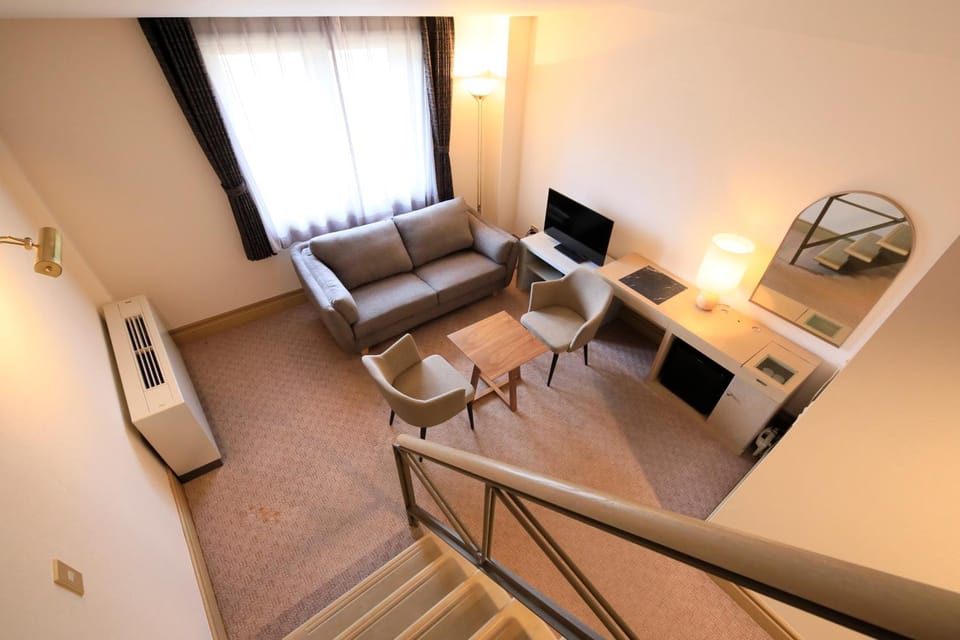 Living room, Photo of the whole room