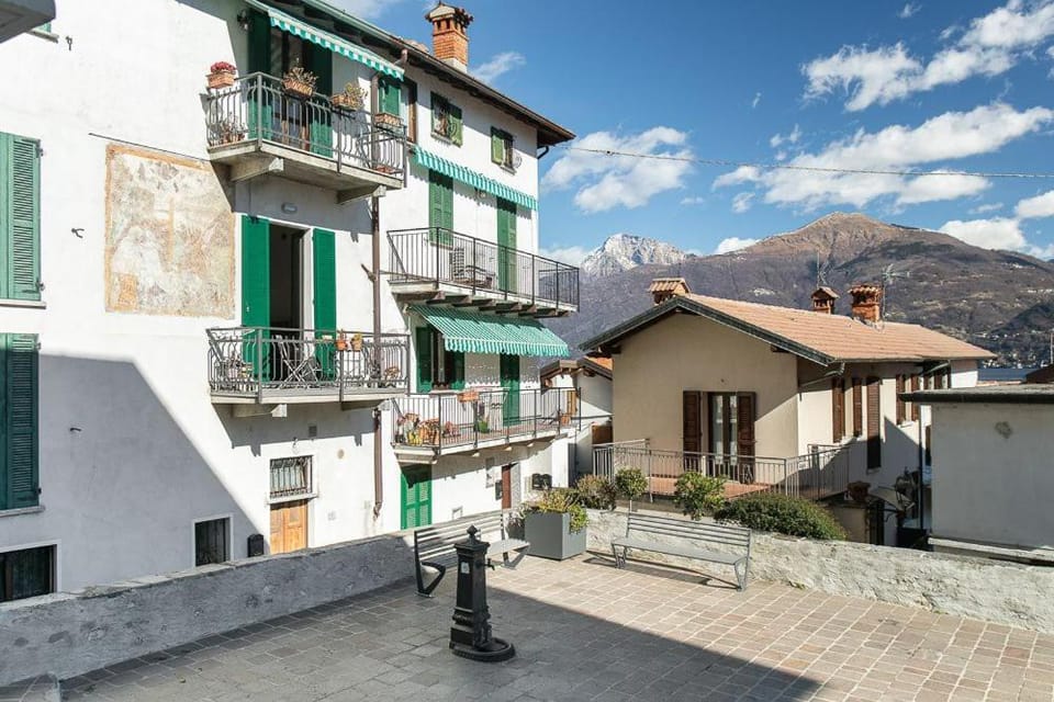 Property building, Balcony/Terrace