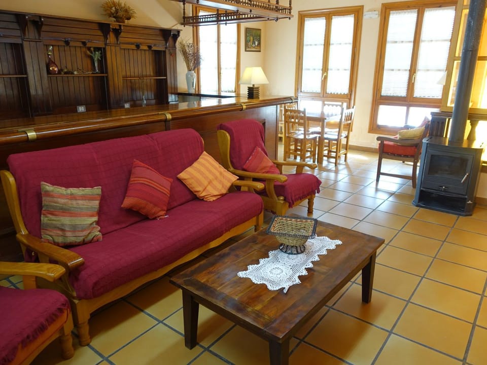 Communal lounge/ TV room