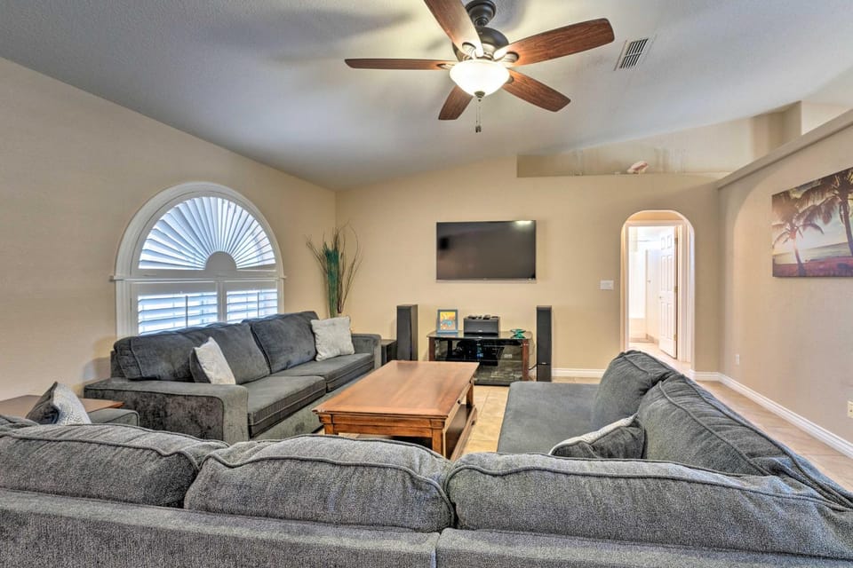 Temp-Controlled Pool: Lake Havasu Escape, Mtn View House in Lake Havasu City