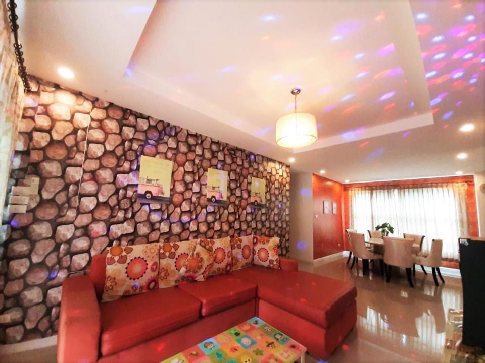 Joy Joy Pool Villa Huahin (Private Party 4-15 pax) Near 7-11 House in Hua Hin District