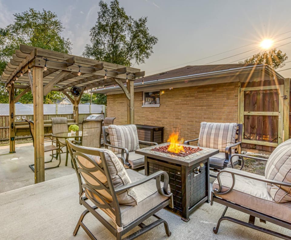 Property building, Patio