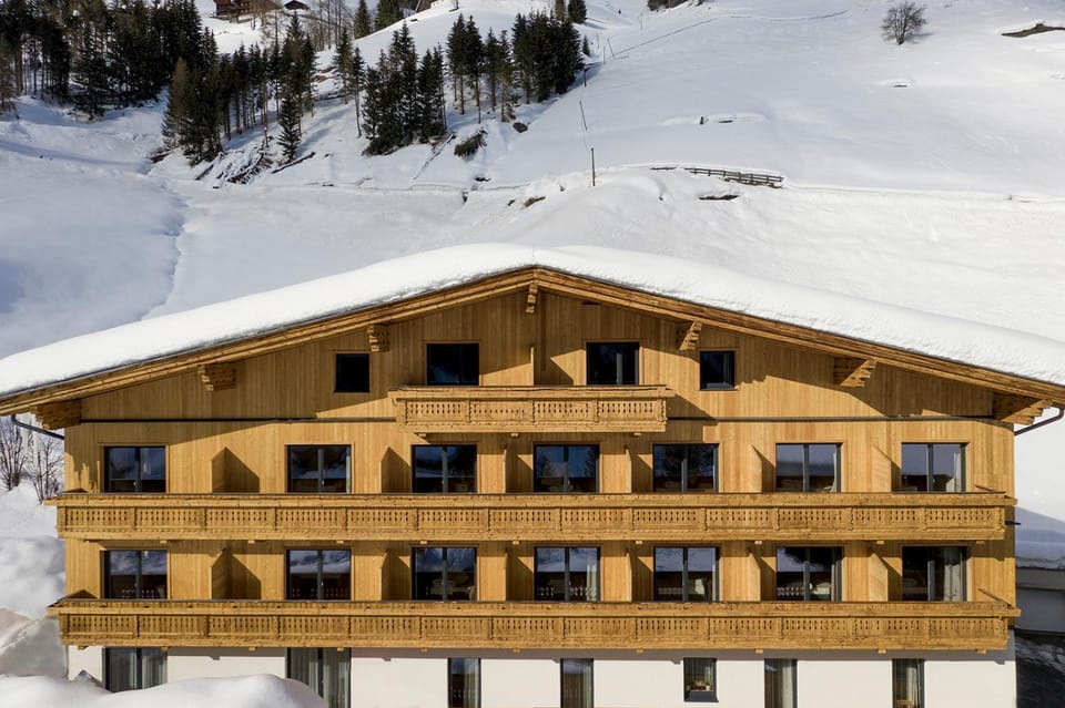 Property building, Winter