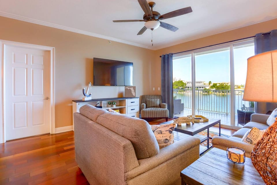 304 Bay Harbor House in Clearwater Beach