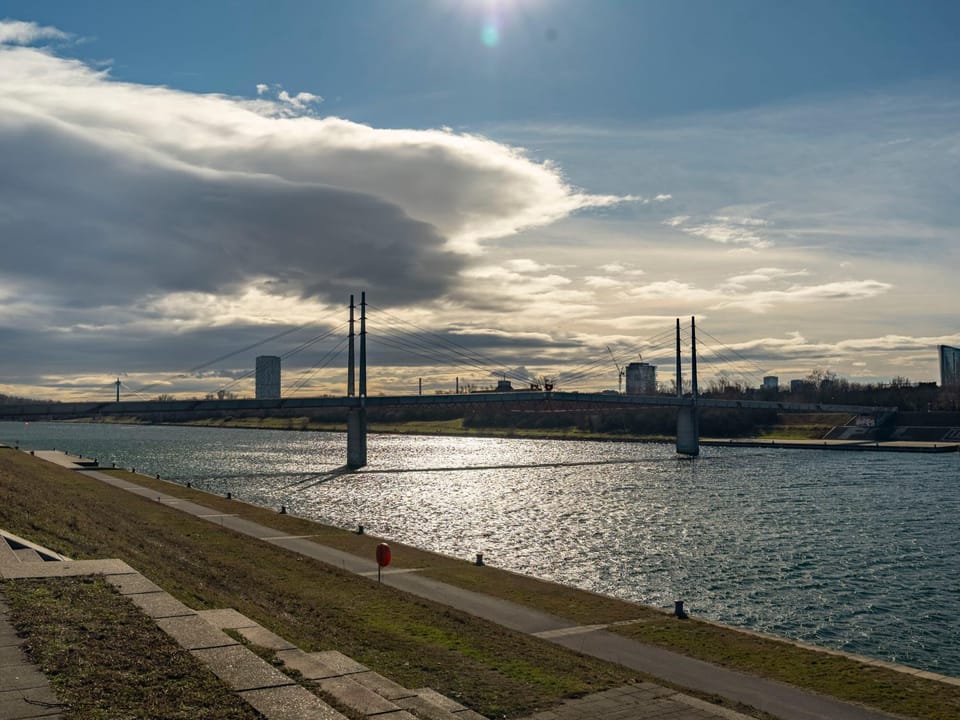 Natural landscape, River view, Area and facilities