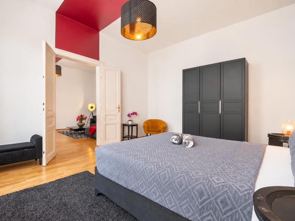 Bed, Photo of the whole room, Bedroom, towels, wardrobe