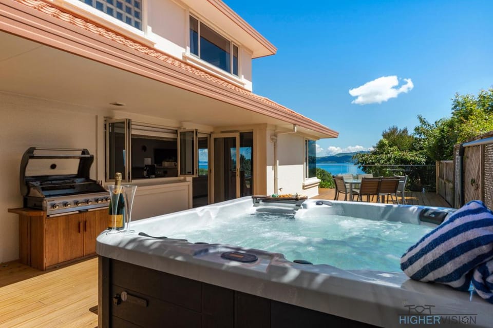 Hot Tub, Hot Tub, Lake view