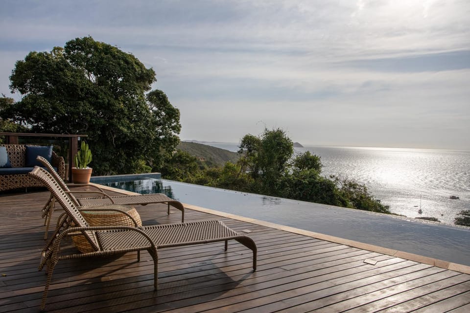 Day, Natural landscape, View (from property/room), Balcony/Terrace, Pool view, Sea view, Swimming pool, sunbed, Internal: Not applicable to any particular room