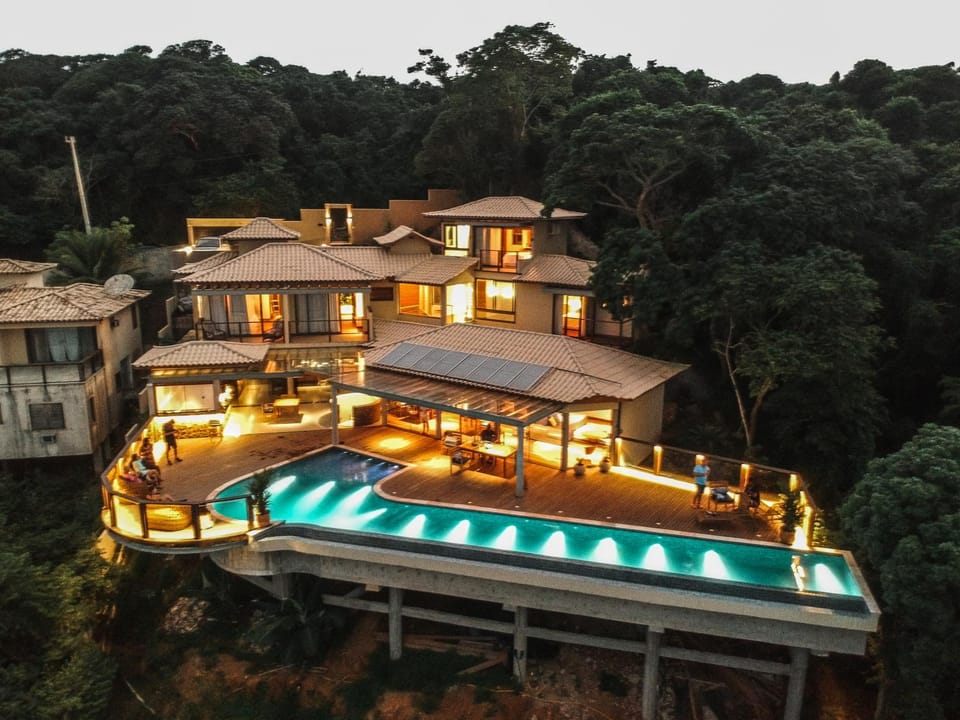 Property building, Bird's eye view, View (from property/room)