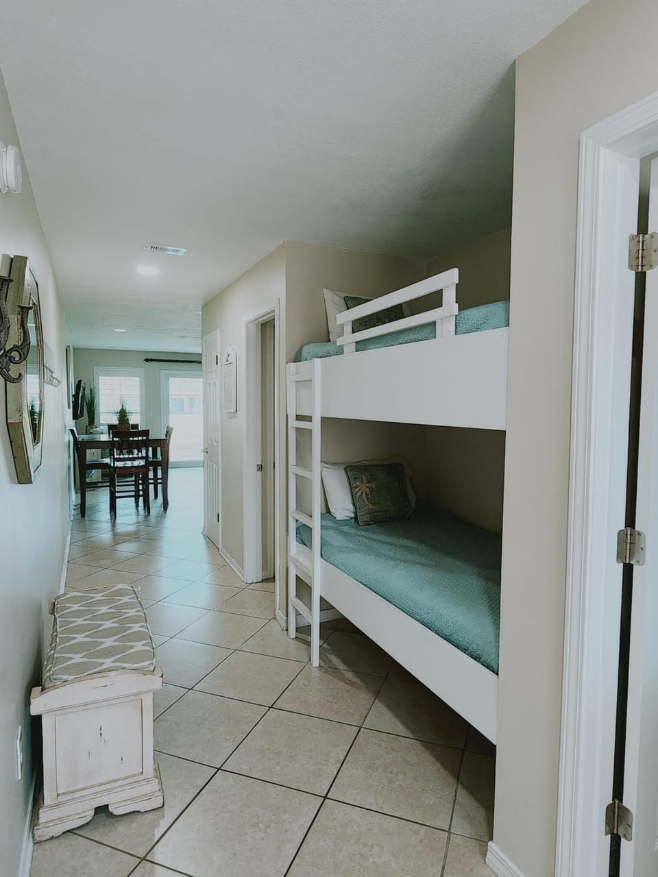 9 B, One Bedroom Condo House in Miramar Beach