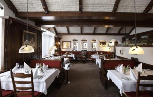 Restaurant/places to eat, Day