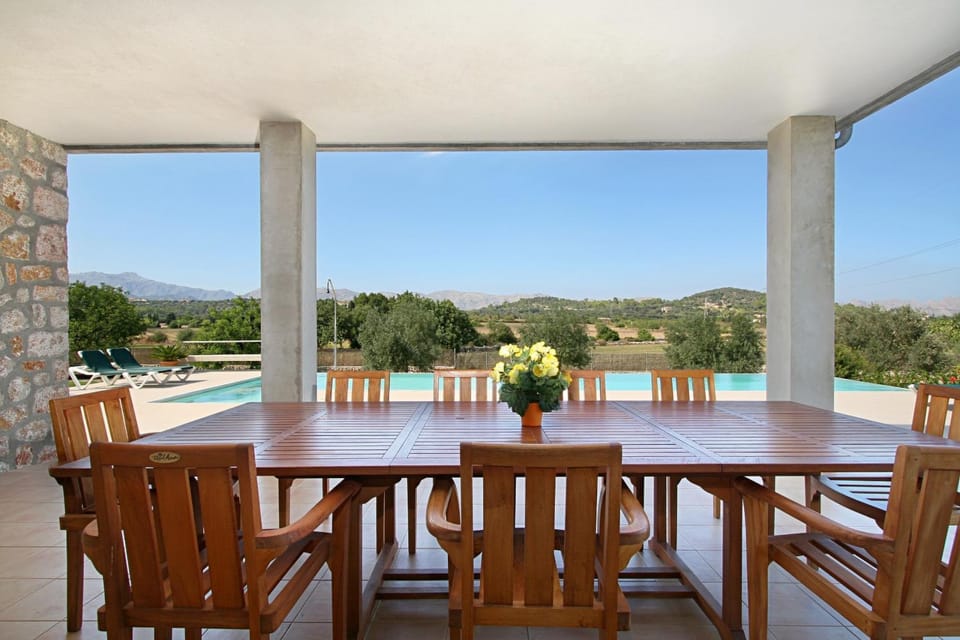 Natural landscape, View (from property/room), Balcony/Terrace, Dining area, Mountain view, Pool view