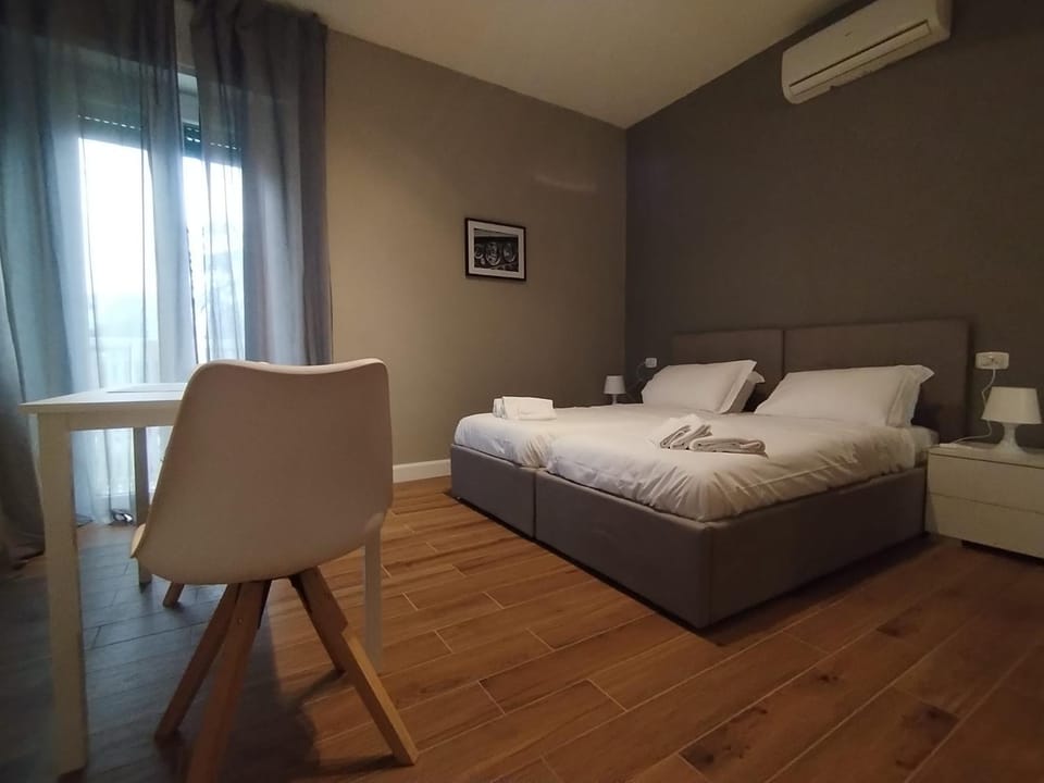 HH Hermoso Housing VIA PAIETTA Apartment in Lombardy