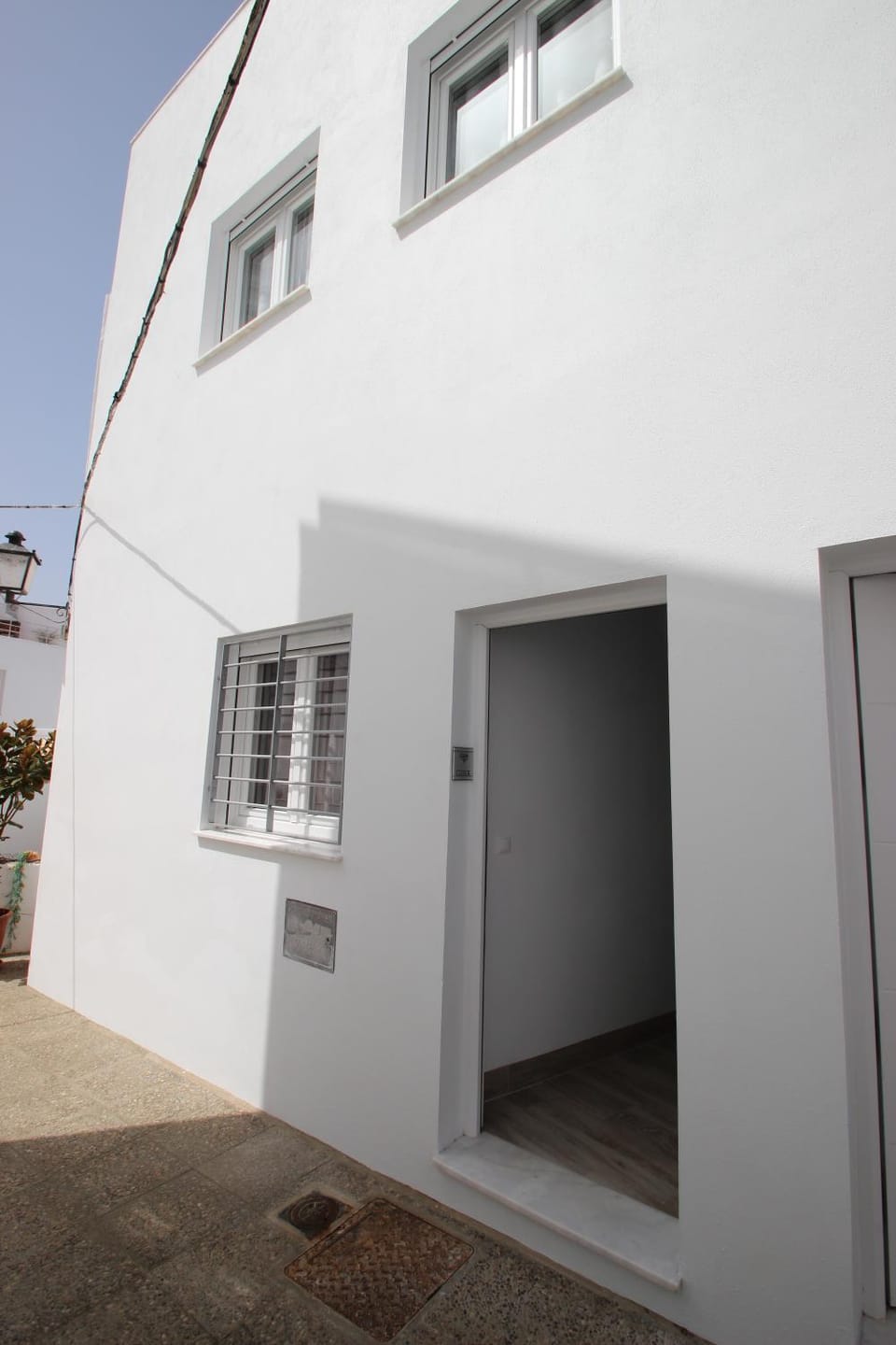 Property building, Facade/entrance