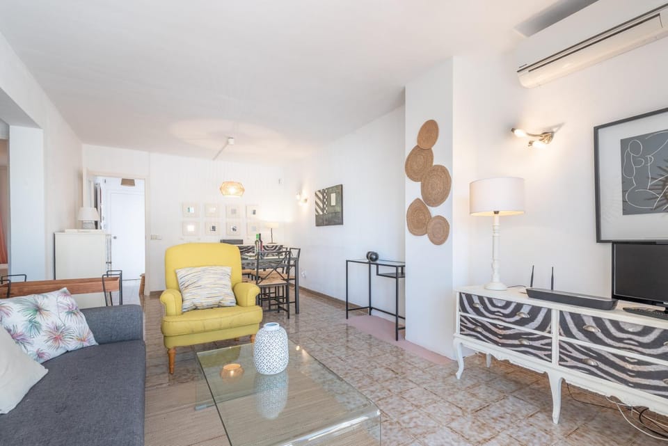 Property building, Living room