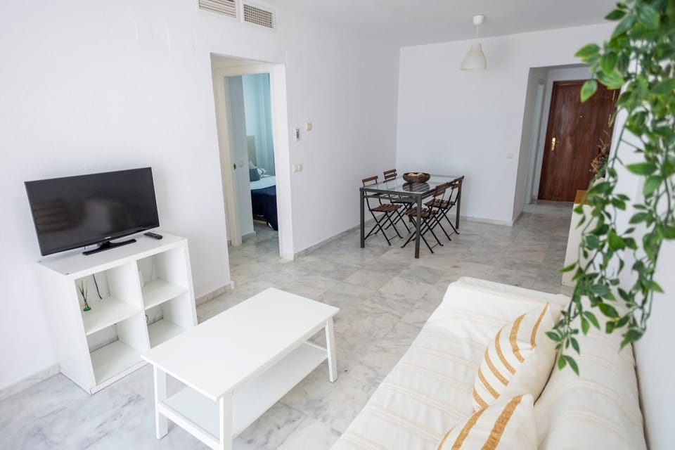TV and multimedia, Dining area