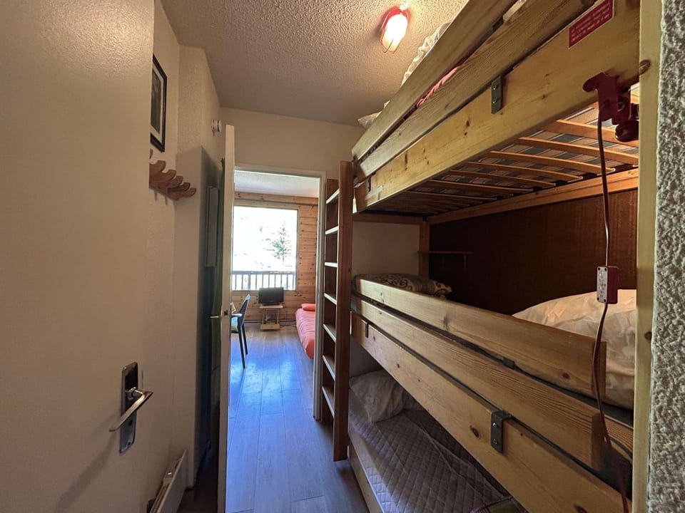 Studio avec balcon à Montgenèvre, animaux acceptés - FR-1-330D-35 Apartment in Montgenèvre
