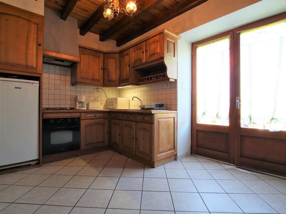 Gîte familial au calme avec jeux, VTT, randonnée, près du Parc Livradois, La Chaise-Dieu et Craponne - FR-1-582-214 House in Auvergne-Rhône-Alpes