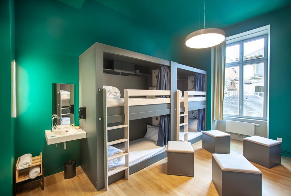 Photo of the whole room, bunk bed