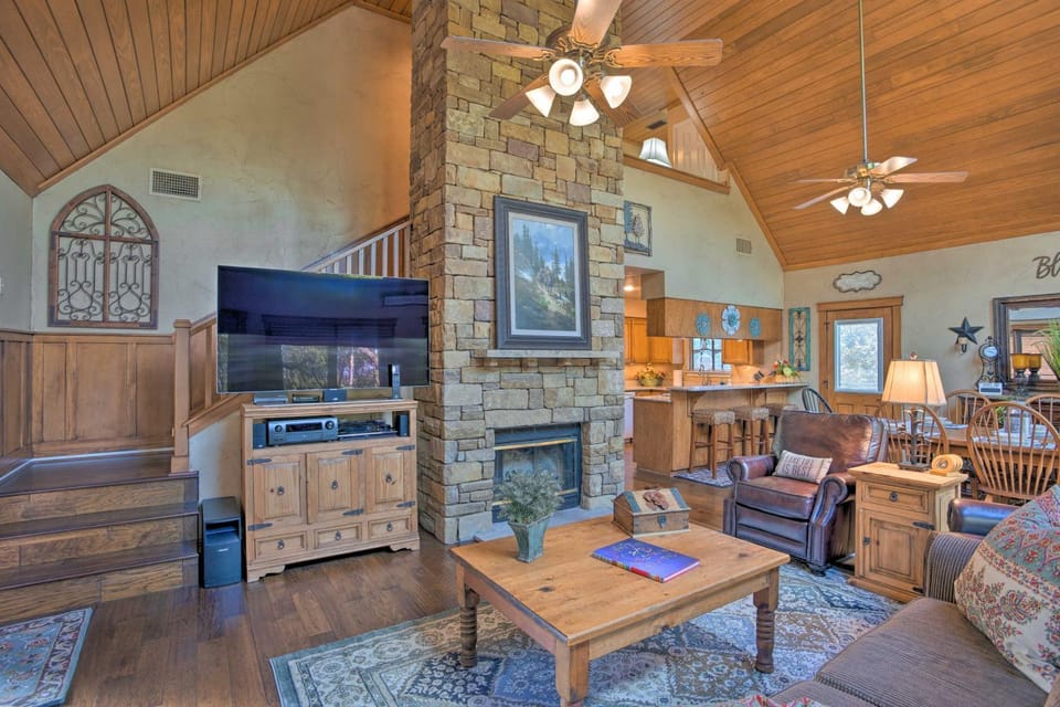 Lake Granbury Getaway! Family Home w/ Deck & Games House in Granbury
