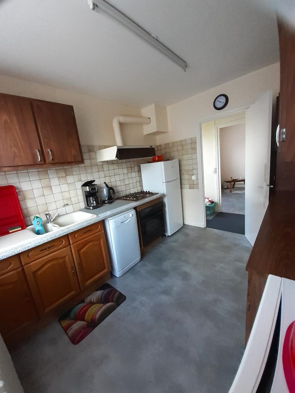 Kitchen or kitchenette