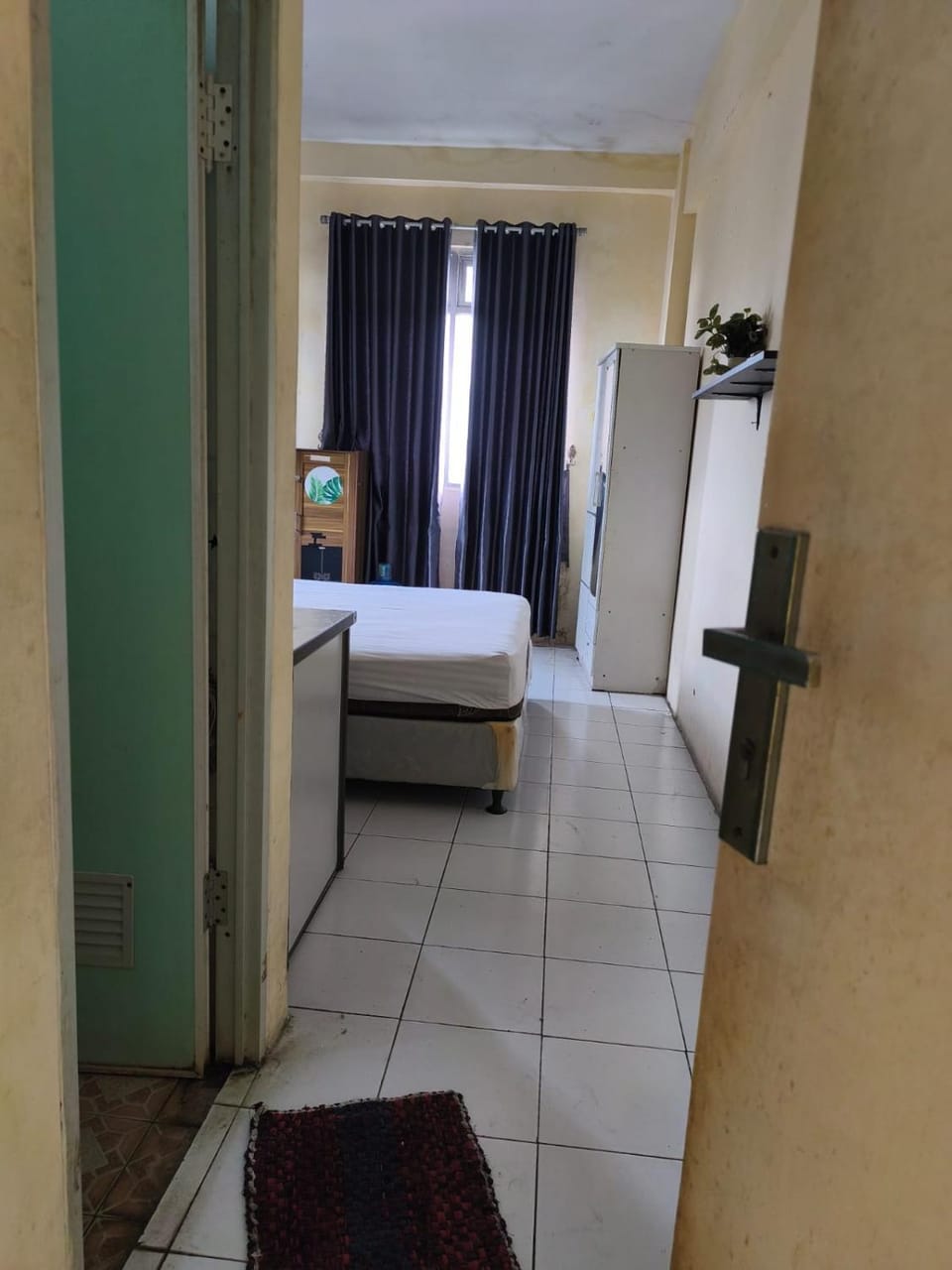 Comfy Studio Emerald Hills Apartment in West Java