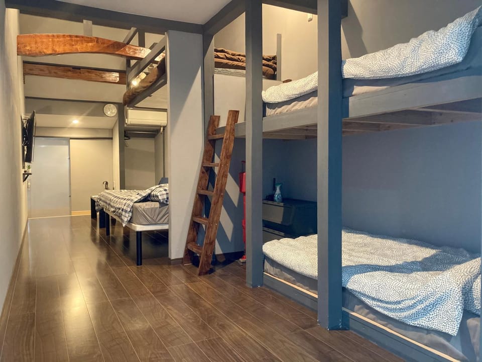 bunk bed