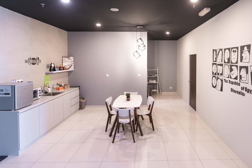 Spacious 3 Bedrooms by Cozy Home Apartment in Bayan Lepas