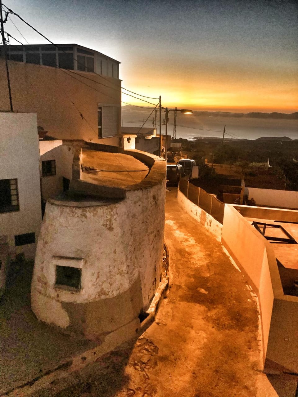 Neighbourhood, Sunrise
