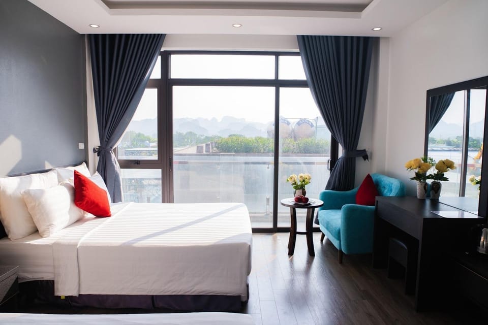 Bed, Natural landscape, View (from property/room), Photo of the whole room, Bedroom