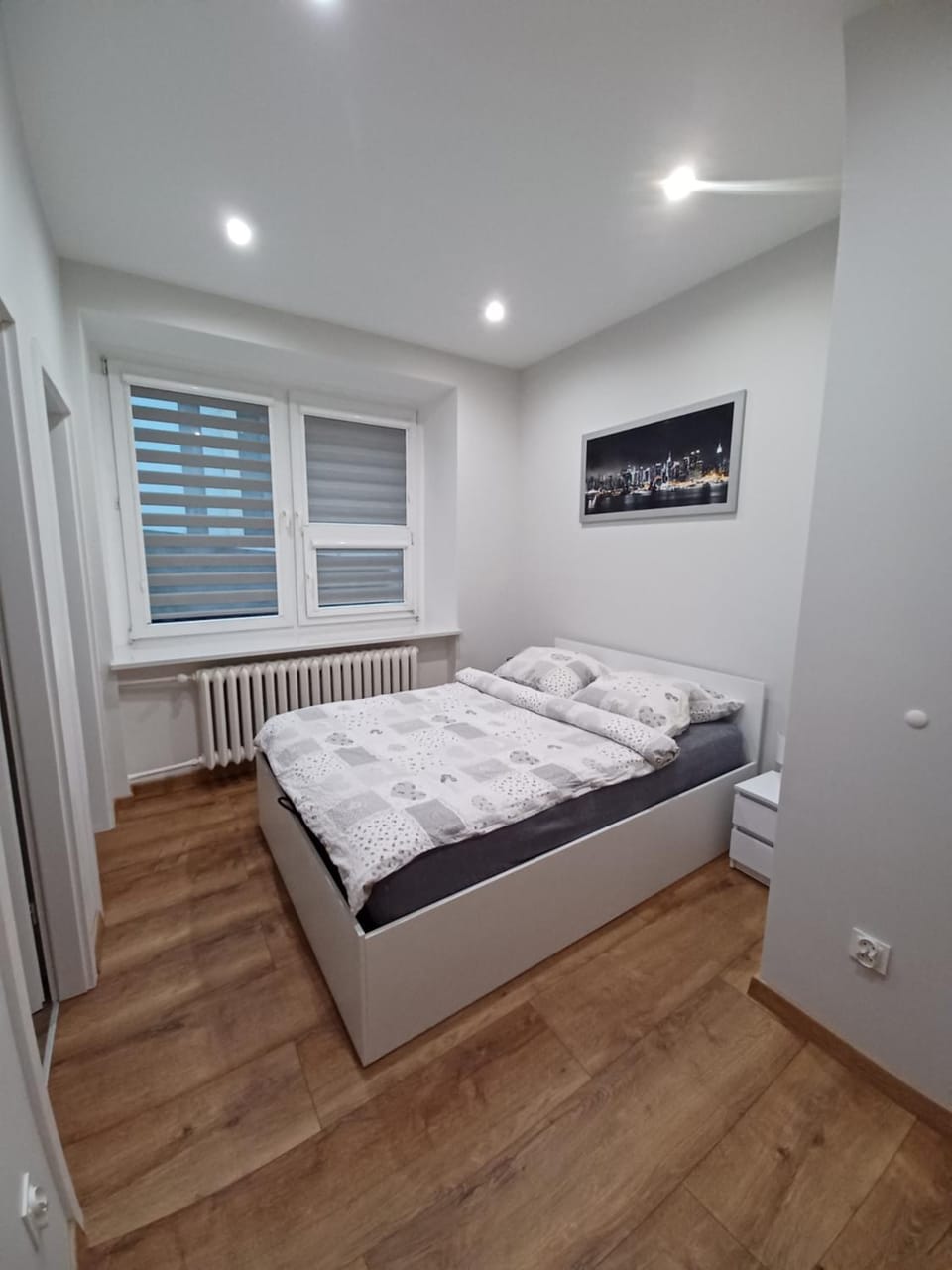Bed, Bedroom, internet