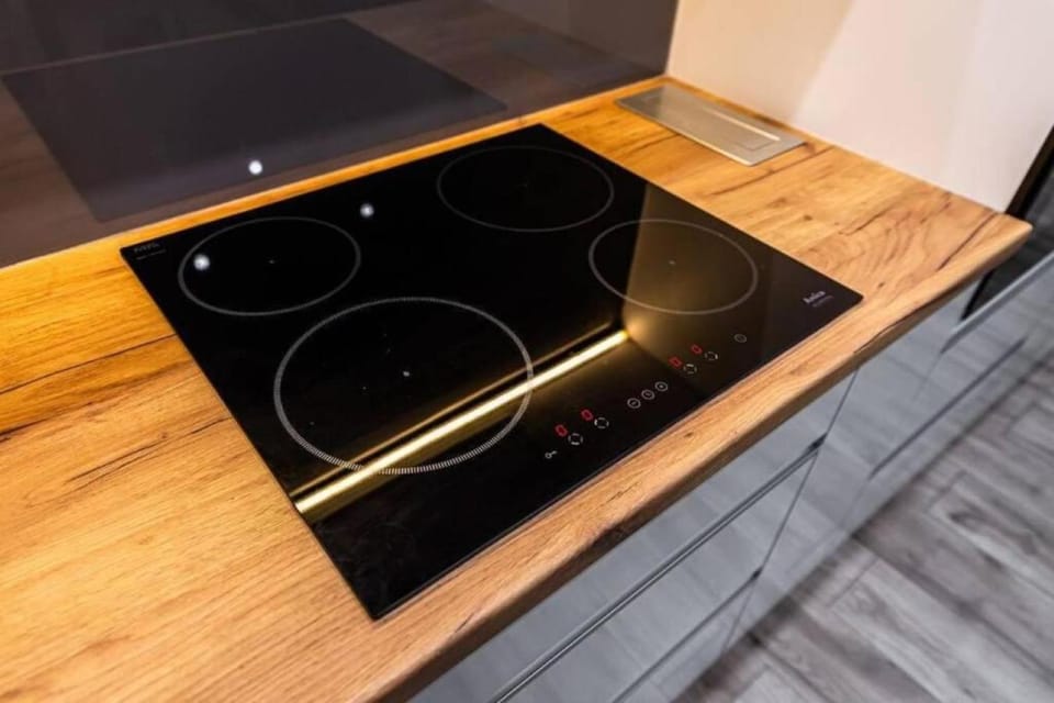 Kitchen or kitchenette, stove, kitchen, kitchen