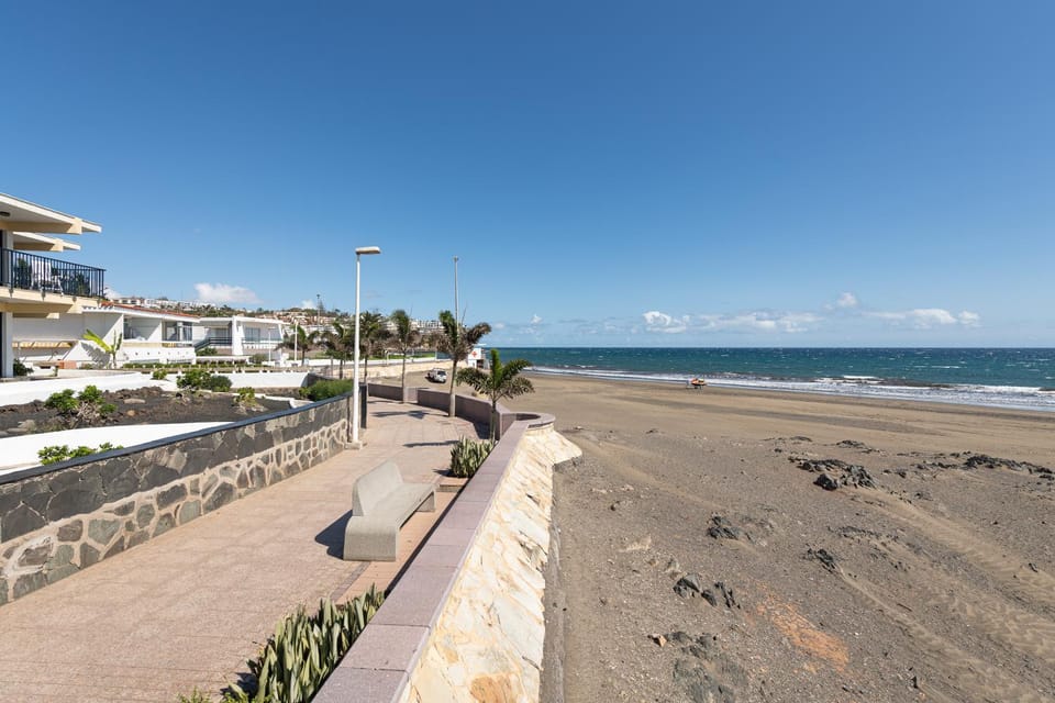 Beach Front San Agustín Papagayos Apartment in Maspalomas