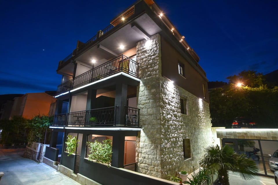 Property building, Night