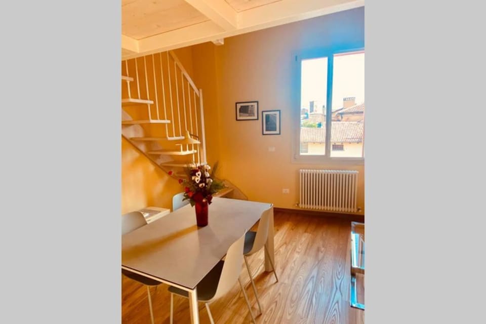 Studio de Poeti Apartment in Bologna
