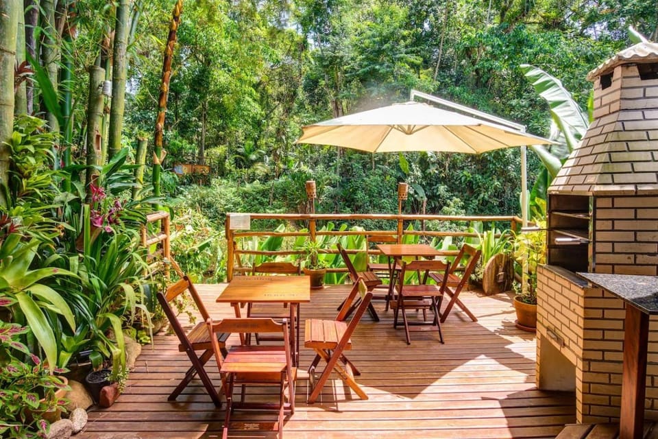 Property building, Restaurant/places to eat, BBQ facilities, Garden, Balcony/Terrace, Dining area, Garden view