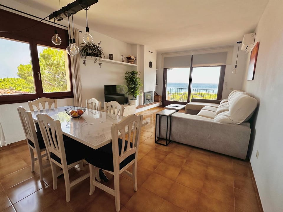 Dining area, Sea view